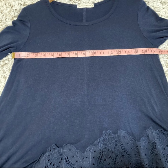 Pebble and Stone Navy Tunic Lace High Low Asymmetrical Top Size Small S - Picture 5 of 9